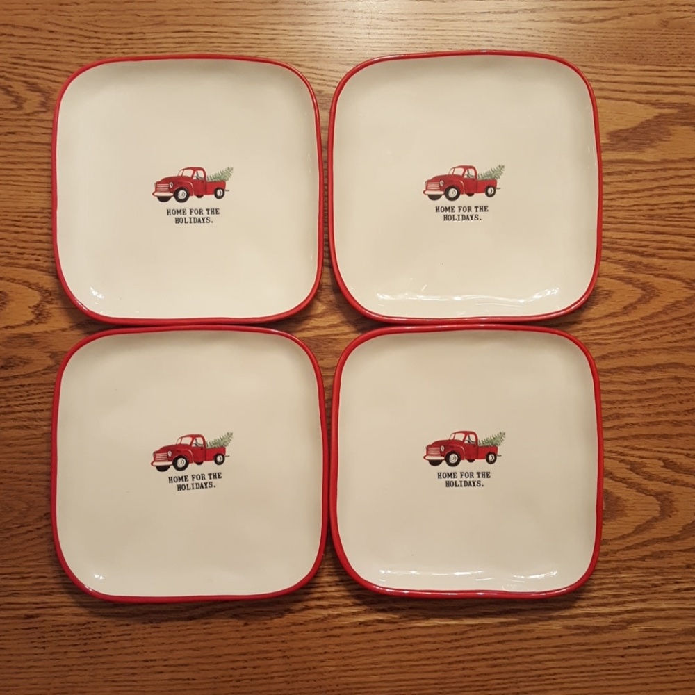 Rae Dunn Home for the Holidays Set of 4 plates